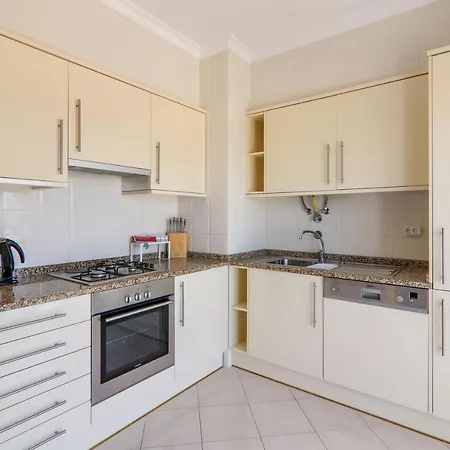 Quinta Dos Arcos Lote 18 3ºg * Armação de Pêra